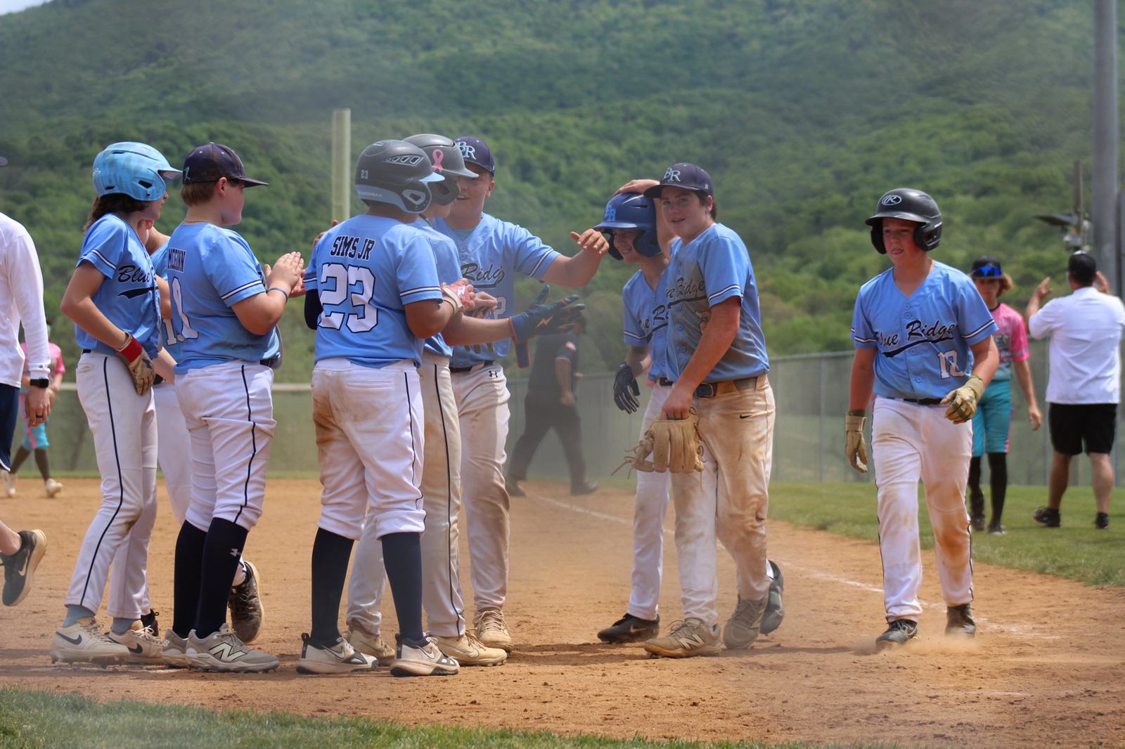 Blue Ridge Elite players celebrating